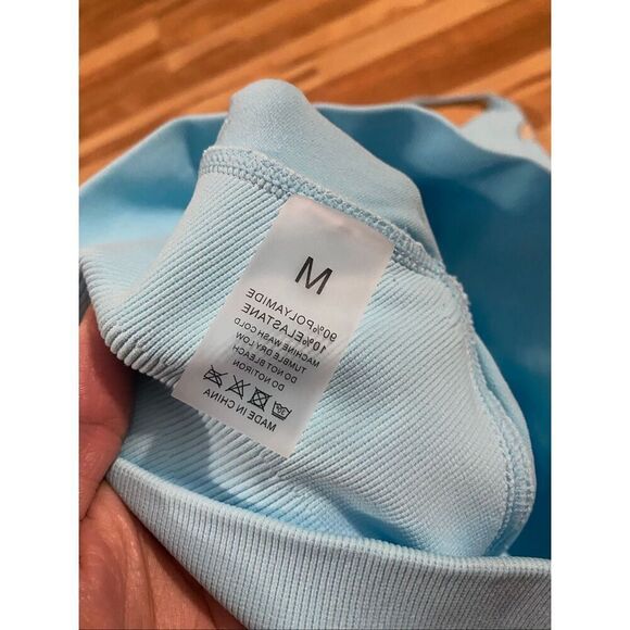 Boutique Baby Blue Scrunch Booty Compression Shorts Bra Set Size M NWOT - Picture 5 of 6